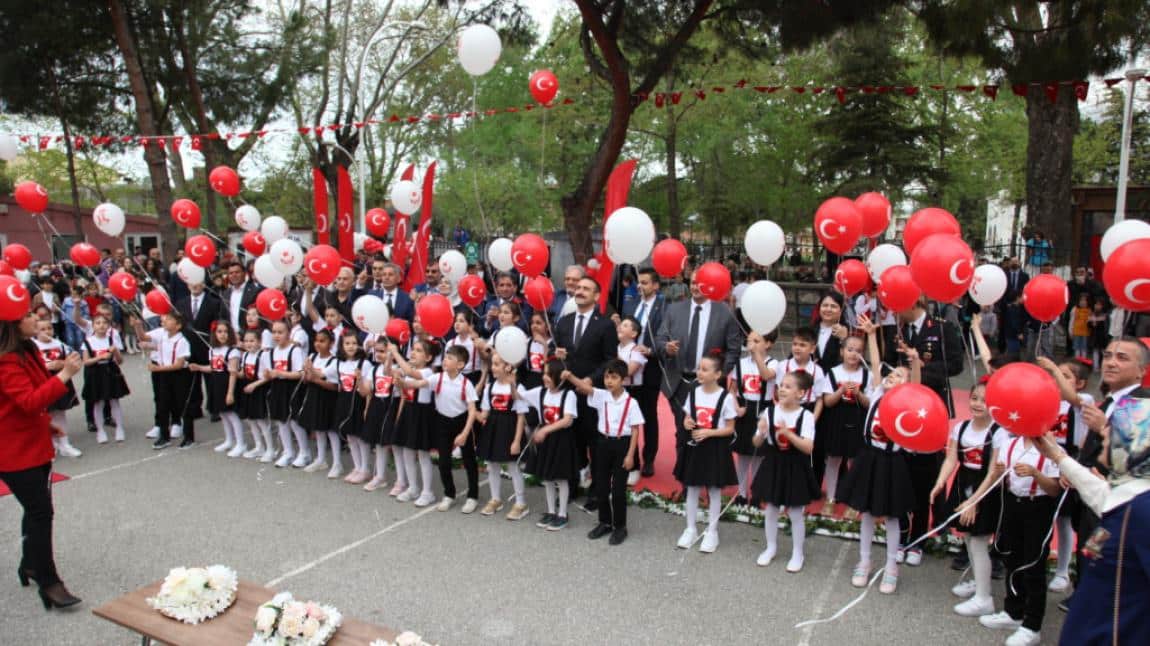23 Nisan Ulusal Egemenlik ve Çocuk Bayramını coşkuyla Kutladık